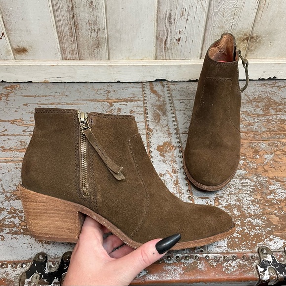 Madewell Janice Suede Ankle Zip Boots - Picture 13 of 14